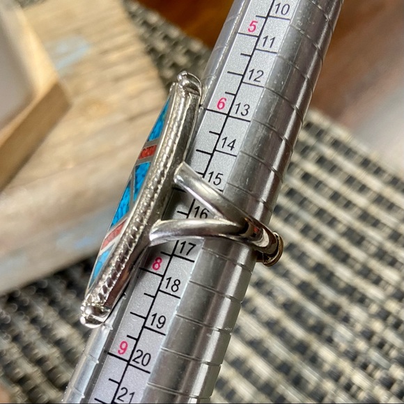 Vintage Native American Zuni Inlaid Turquoise & Coral Chip LONG Narrow Ring - Picture 5 of 8